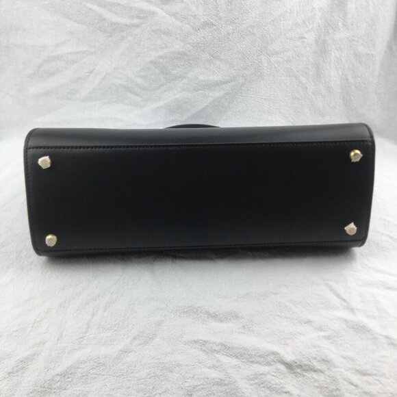 Tory Burch Black Shoulder Bag with Gold Hardware - Picture 3 of 6